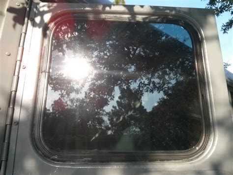 My Portable Home: How to apply window tint properly with Lexen tint film.