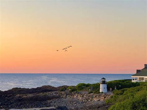 Amtrak Downeaster - ALL ABOARD! It’s not too late to Ride with Santa