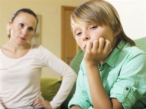 Family Therapists React: Stepmom Shares Hotel Bed with Stepchild - bywrdcu