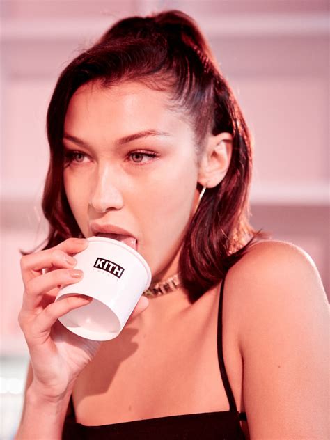 CelebMafia - Celebrity Style, Fashion, Clothes, Outfits, Photos, Videos