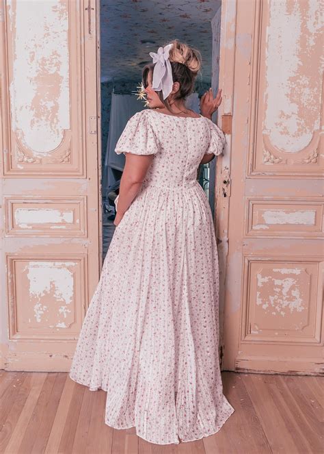Chantilly Dress - White / L | Unique maxi dresses, Chantilly dress