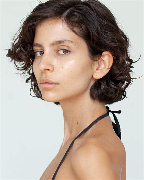 Kris Blackberry (@mugretnug) • Instagram photos and videos