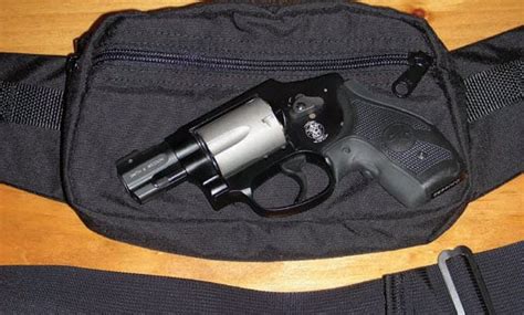 Top 5 Best Fanny Pack Holsters for Concealed Carry in 2020 Reviews