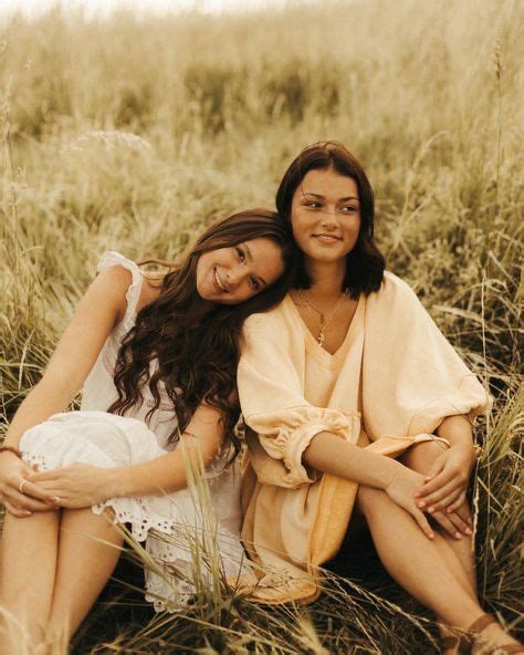 photoshoot ideas    friends poses bestie photoshoot ideas