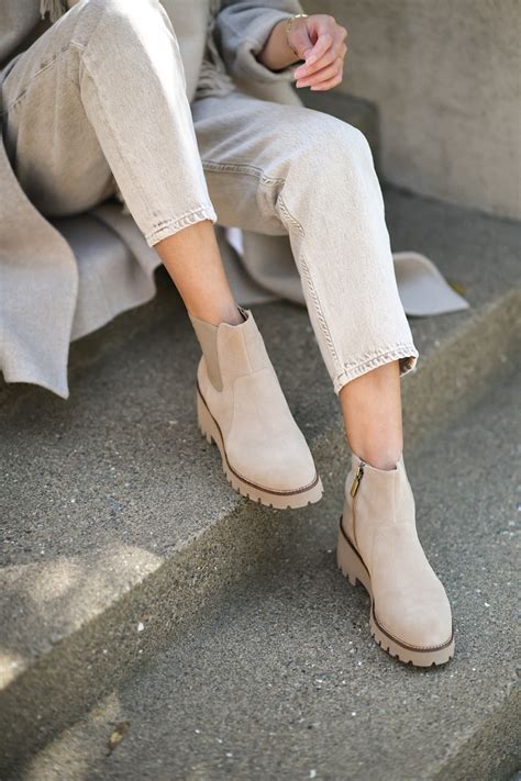 Waterproof – 9to5chic