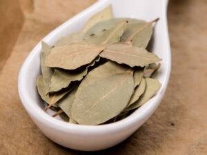 What Are Bay Leaves (+ How to Use Them) - Insanely Good