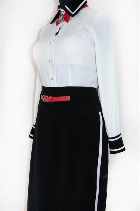 Courtnee Draper Elizabeth Cosplay