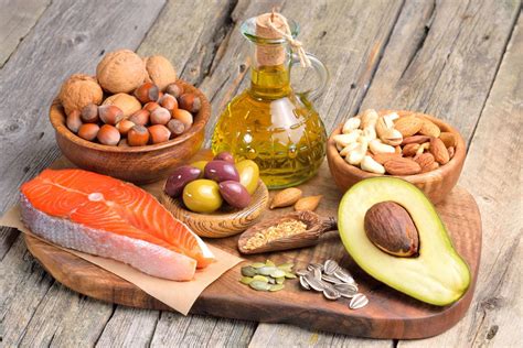 Alimentos Ricos Em Gorduras São Classificados Como - 12 alimentos ricos em gorduras boas (e como consumir) - Tua Saúde