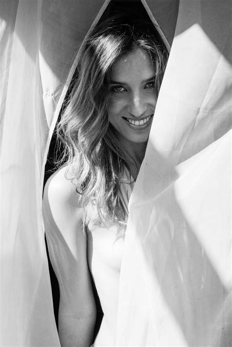 Cintia Garrido / Timo Gorostiaga / Editorial on Behance