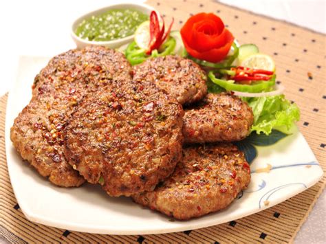 Delicious Chapli Kebab Recipe - Boldsky.com