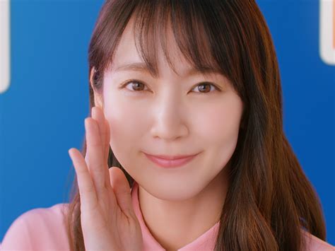 婚活男性が選ぶ「結婚したい女性芸能人」ランキング！ 3位 有村架純、2位 吉岡里帆、1位は？ - All About ニュース