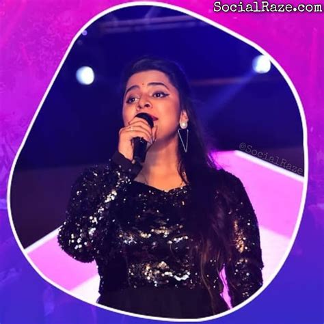 Aseema Panda (Odia Singer Asima Panda) Age, Wikipedia, Husband, Songs ...