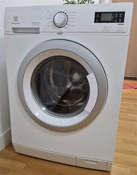 Kombinirana perilica-sušilica Electrolux EWW1686HDW - NEISPRAVNO