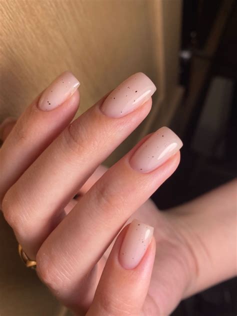 Маникюр нюд | Casual nails, Stylish nails, Grunge nails