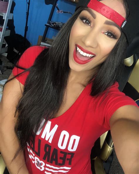 Dressed as Nikki Bella : r/SashaBanksWWE
