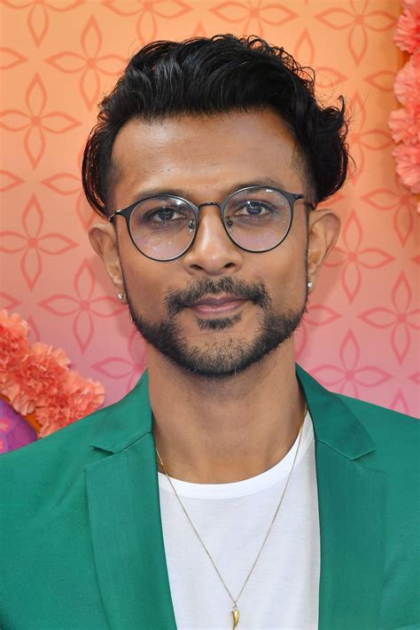 utkarsh ambudkar net worth   wiki age weight  height