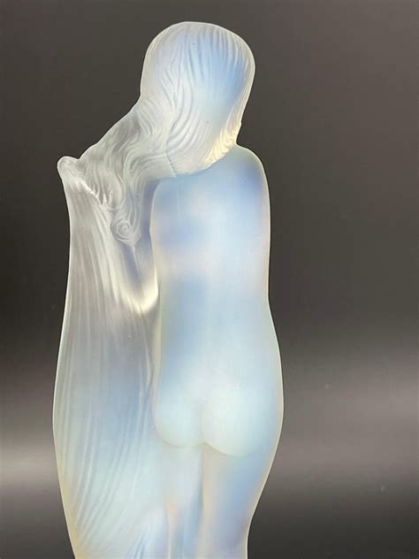 Etling Car Mascot Naked Woman Sculpture in Opalescent Molded Glass For