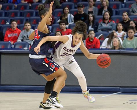 Alyssa Brown named MaxPreps Arizona Player of the Year; Kiya Dorroh on