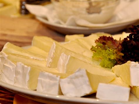 brie cheese flavour aroma texture colour country  origin