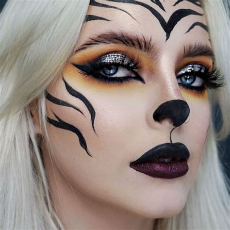 Get the look: Transform into a tiger queen for Halloween - ABC News