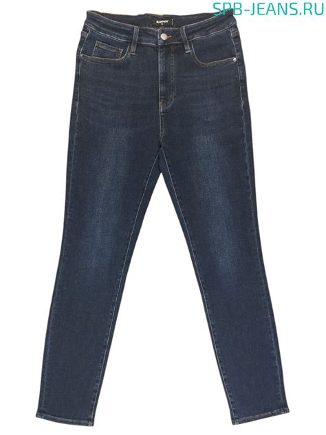 Джинсы Blue Coco 6050. Цена 3 700