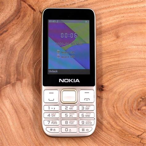 Кнопочный мобильный телефон в металлическом корпусе Nokia C5-00 (2021 ...