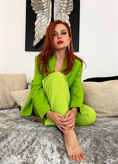 TW Pornstars - Clémence Audiard. Twitter. From Paris with Love ️. 5:11