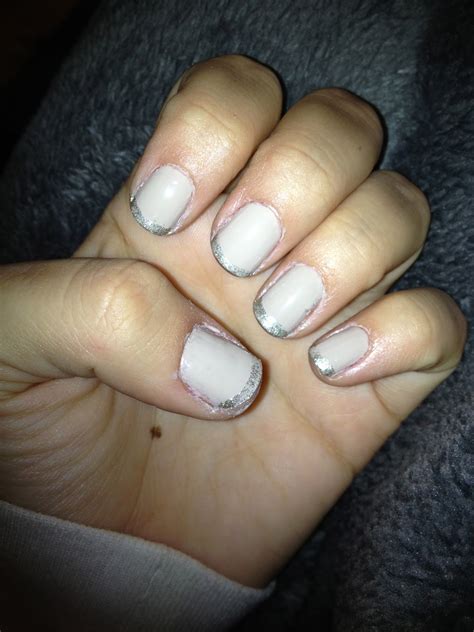 Sara's Beauty & Style Channel: Nails of the Day: Nude Shimmery French