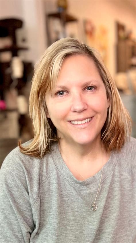 Lisa Marie Smith – Medium