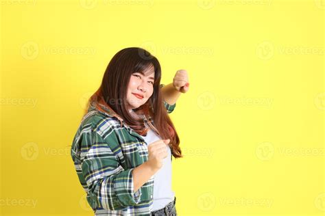 Chubby Asian Woman 7541386 Stock Photo at Vecteezy
