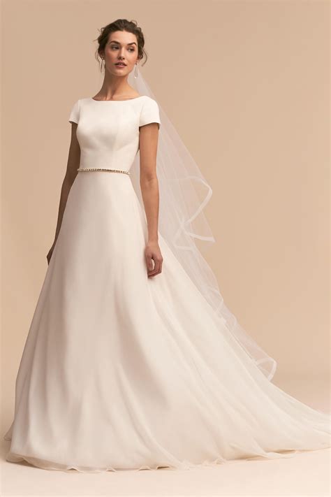 wedding dresses short sleeves