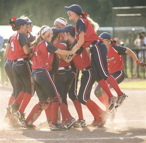 Famous Softball Teams