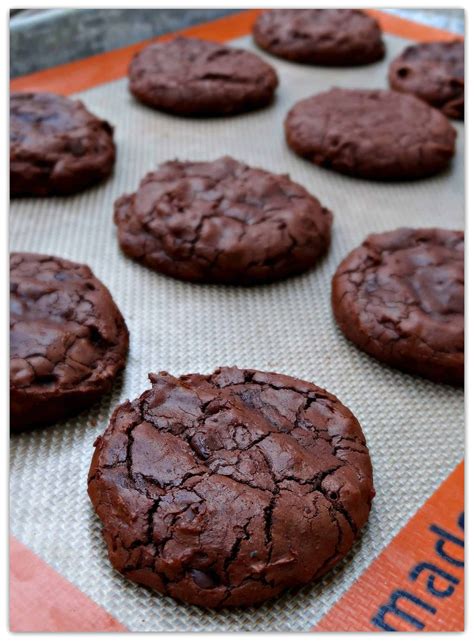 chocolate dessert recipes   today retro housewife  green