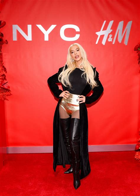 Christina Aguilera at H&M Times Square Flagship Store Reopening [11-21