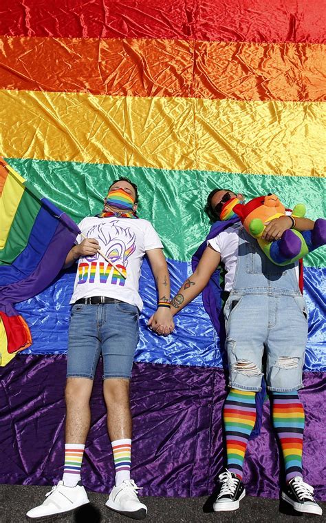 Orgullo de Colores – Que gane siempre el amor en cualquiera de sus formas