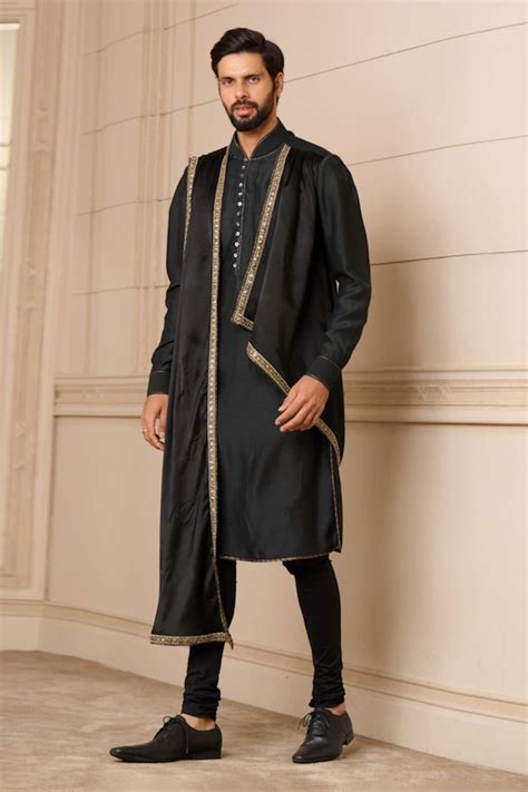 Tarun Tahiliani | Designer Womenswear, Menswear, Jewellery and Accessories