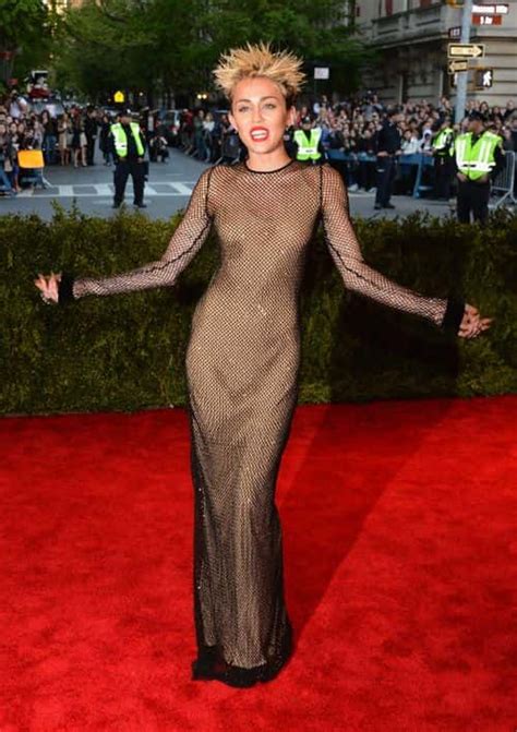 How to dress like Miley Cyrus? Inside popstar's favorite top 10 fashion ...