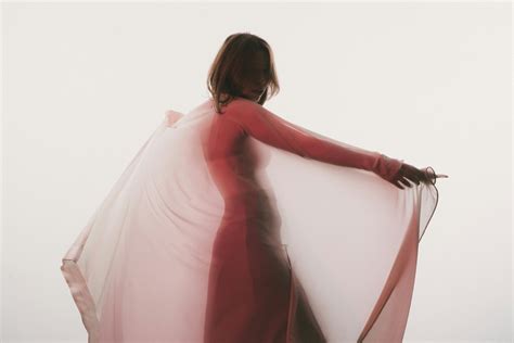 Veil White Background Photos, Download The BEST Free Veil White