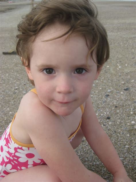 The Page Turner Society: Beach Bums