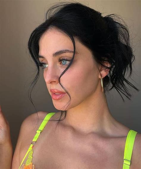 Camila Araujo's Shocking Confession: You HAVE to See This - gpkrdyt