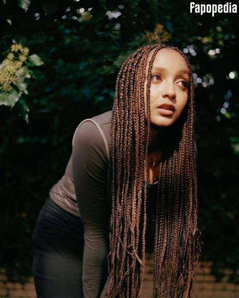 PinkPantheress Nude OnlyFans Leaks - Photo #1772627 - Fapopedia