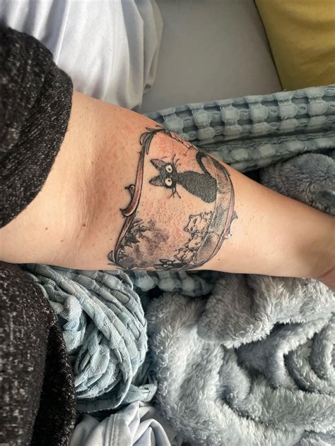 Possible allergy? Vs something else?? : r/tattooadvice