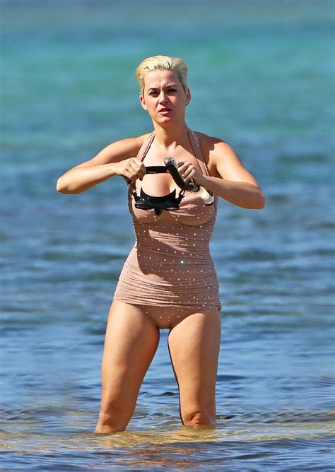 Katy Perry Sexy on the beach in Hawaii | #The Fappening