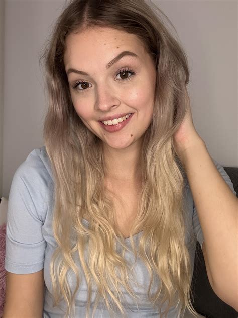 i love my long hair, could never ever cut it😊 : r/sexyhair