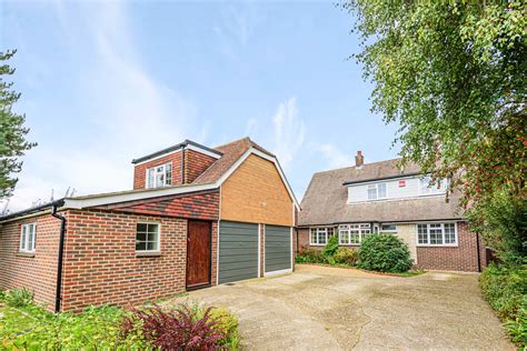 Old Farm Lane, Emsworth – Taylor Hill and Bond