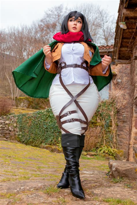 Mikasa Ackerman from Attack on Titan by (@bunnie.wifey) : r/cosplay_babes