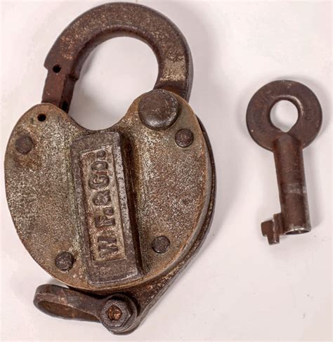 Wells Fargo Lock and Key [152048]