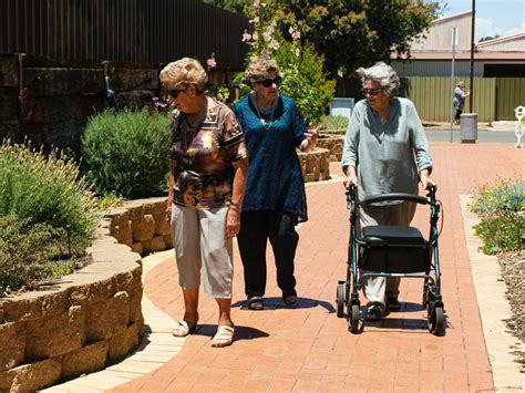 how to choose a nursing home facility
