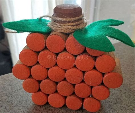 DIY Wine Cork Pumpkin Craft