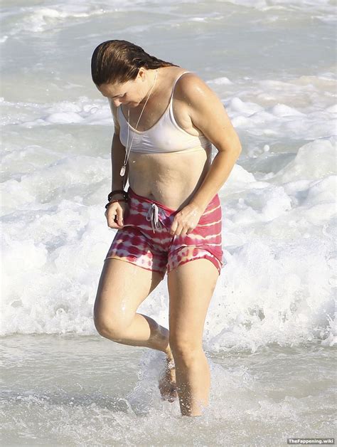 Drew Barrymore Nude Pics & Vids - The Fappening